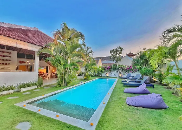 Rocher - Modern 3 Bedroom Batu Belig 3 Min Villa