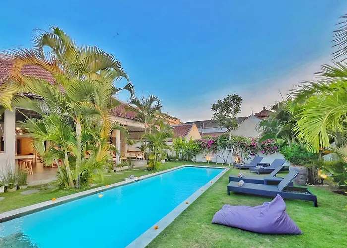 Rocher - Modern 3 Bedroom Batu Belig 3 Min Seminyak