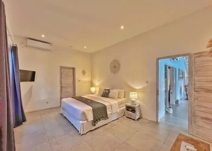 Rocher - Modern 3 Bedroom Batu Belig 3 Min