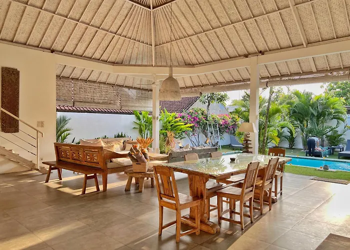 Villa Rocher - Modern 3 Bedroom Batu Belig 3 Min *